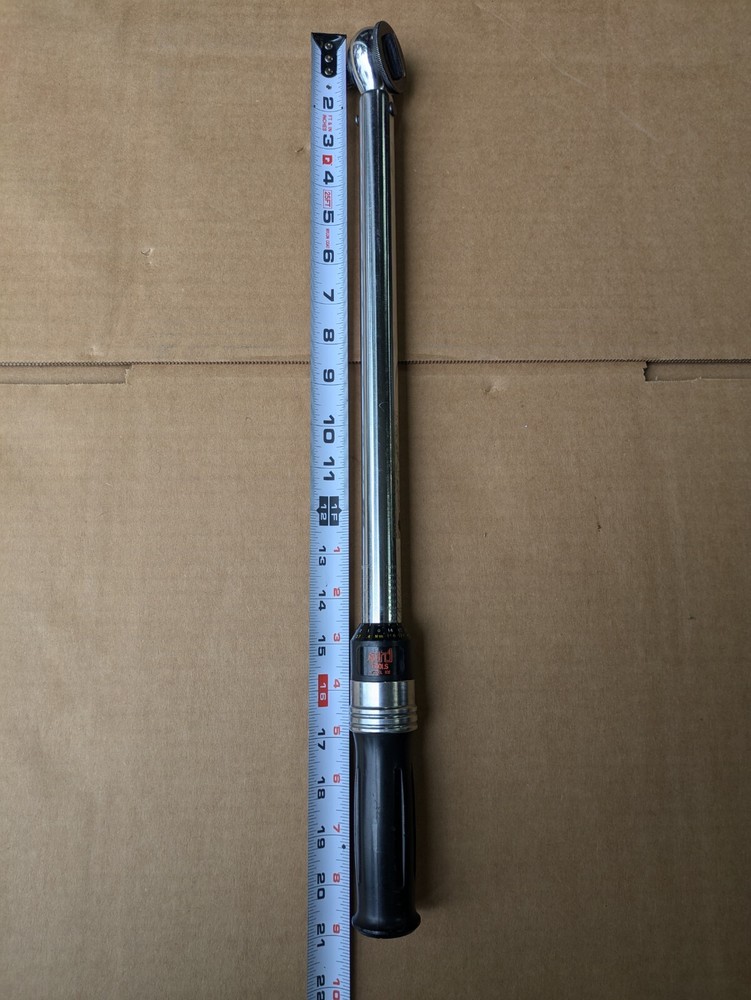 ATD Tools Corp. 1/2" Dr. 25-250 ft.-Ibs. Torque Wrench, Model: 102