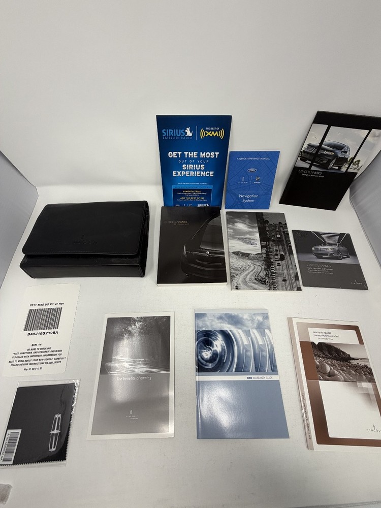 2011 Lincoln MKS Owners Manual OEM Set