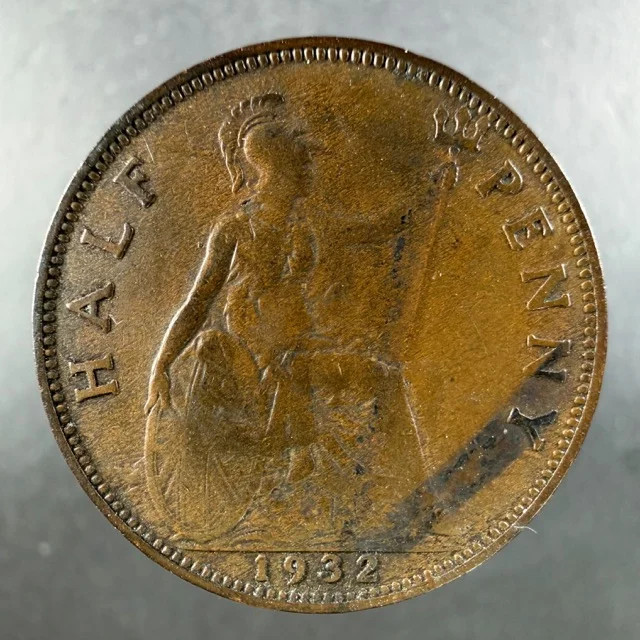 1932 Great Britain Half Penny George V Lightly Circulated