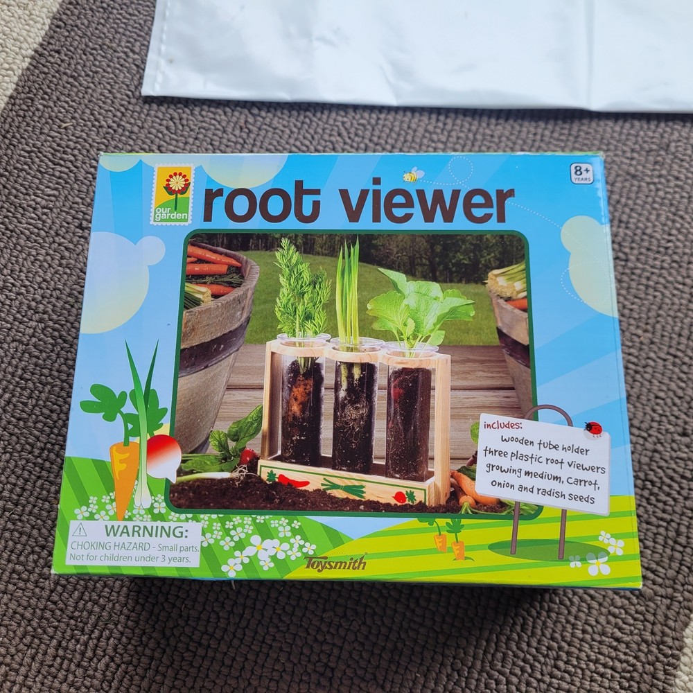 NEW Toysmith Root Viewer Science Kit