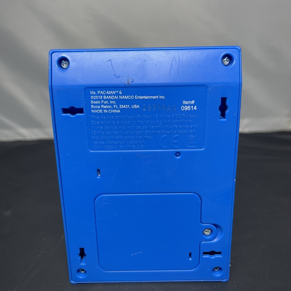Basic Fun Arcade Classics Ms Pac-Man Retro Mini Arcade Game Handheld Bandai 2018