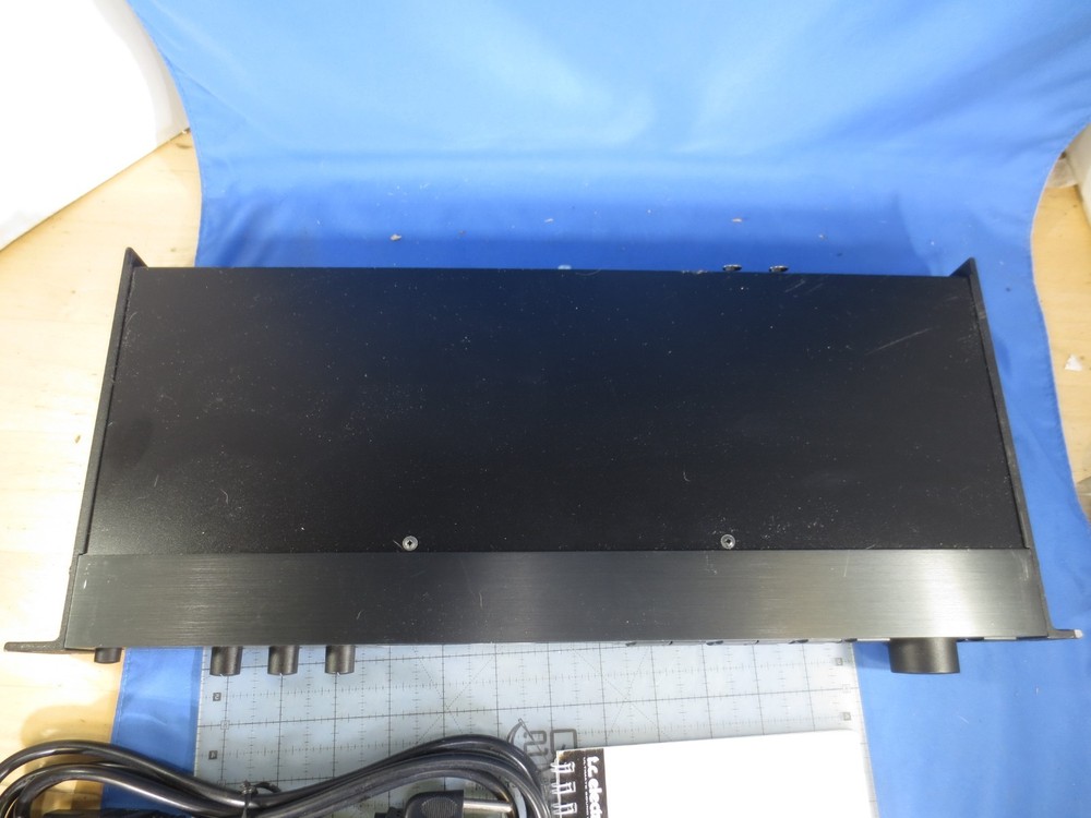 TC Electronic M-One XL Dual Engine Multi-Effects Processor W/ Manual & AC cord.