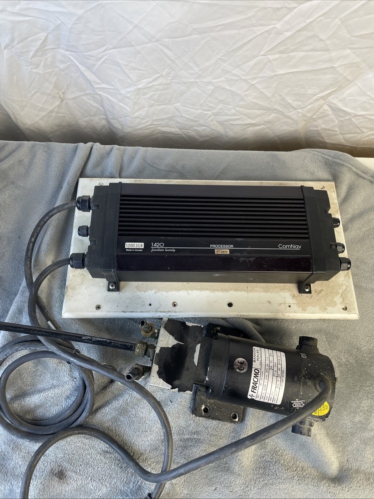 ComNav 1420 Marine Autopilot Main Processor With Pump