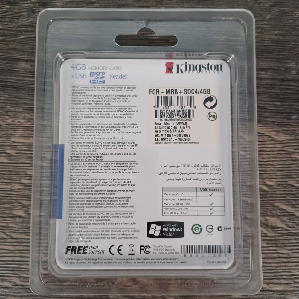 Kingston 4GB MicroSDHC with USB Micro SD HC Reader - New