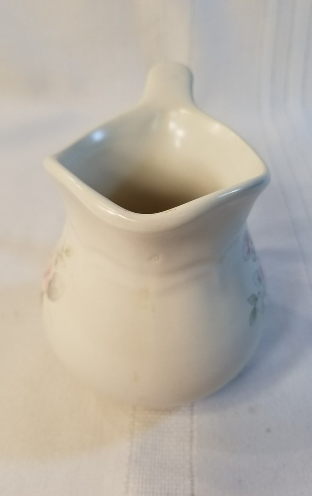 Pfaltzgraff TEA ROSE Creamer - Cream Pitcher 1010