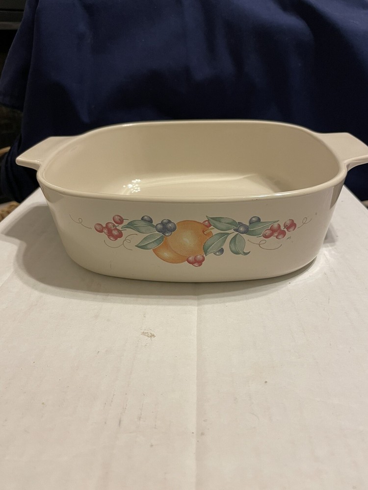 Corelle Abundance 2 Quart Casserole Dish A-2-B Cream CorningWare. DC 5