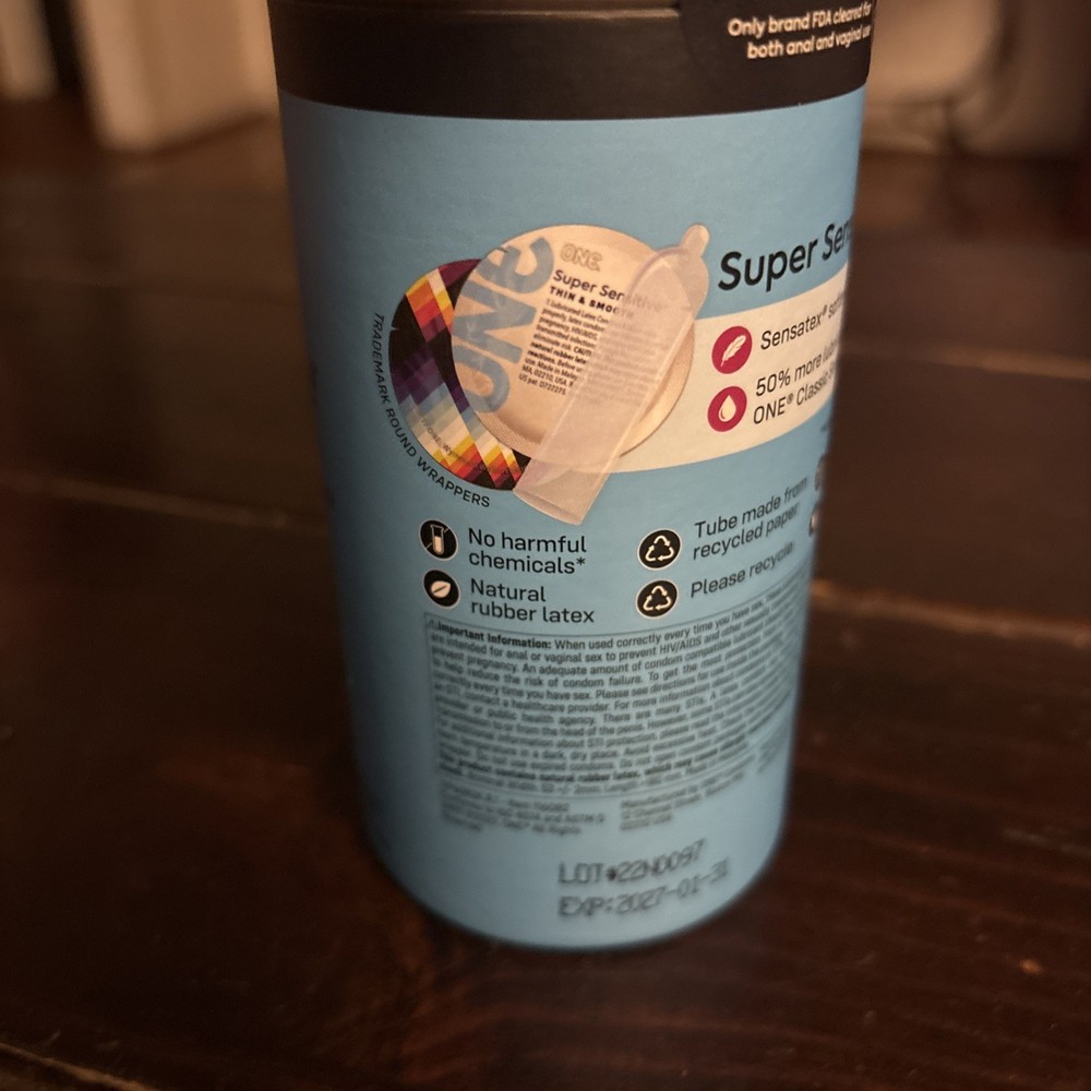 One Super Sensitive Condoms Thin & Smooth - 12 Condoms