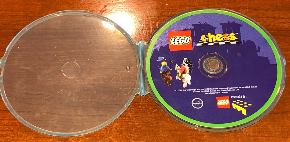 LEGO CHESS PC CD-ROM VIDEO GAME (1998) IN SLIP CASE