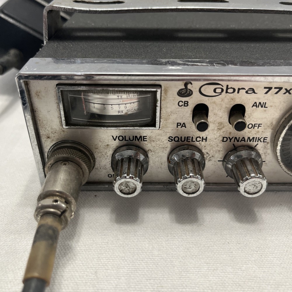 Cobra 77x CB Radio With Microphone Untested