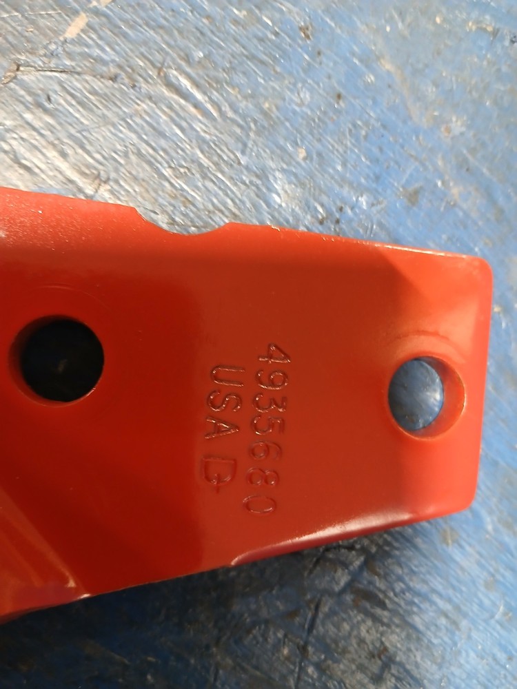 CUMMINS ISL ENGINE LIFTING BRACKET 4935680 - 51579