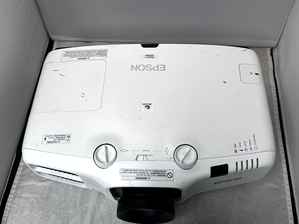 EPSON POWERLITE 5530U WUXGA 3LCD PROJECTOR