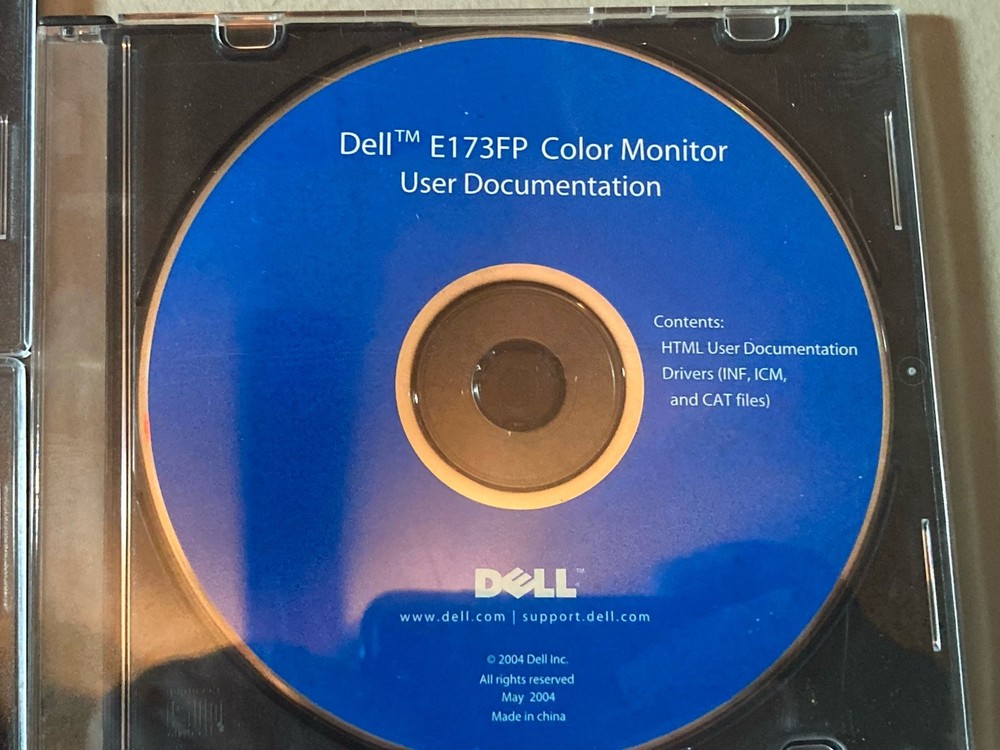 8-DELL Installation CDs Drivers, Applications, Word Perfect, Operating System XP