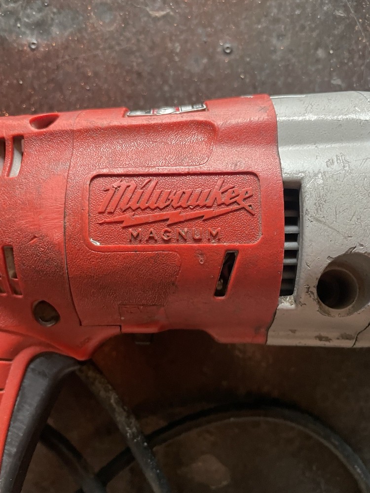 Milwaukee Magnum 3/8” Holeshooter/Drill