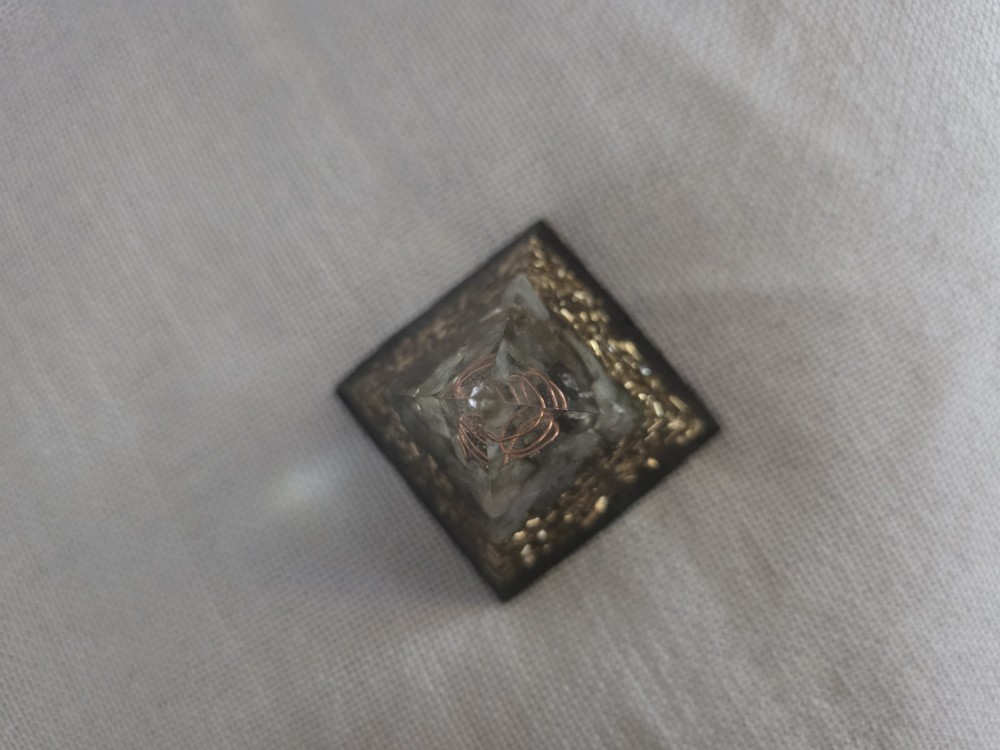 Small Orgonite Pyramid Crystal Healing Energy Clearing with Metallic Elements