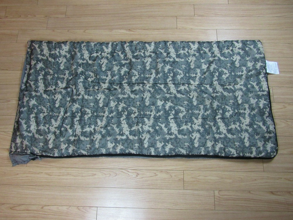 Camouflage Sleeping Bag Polyester Standard 1 Person Single Sleeper VG Zipper