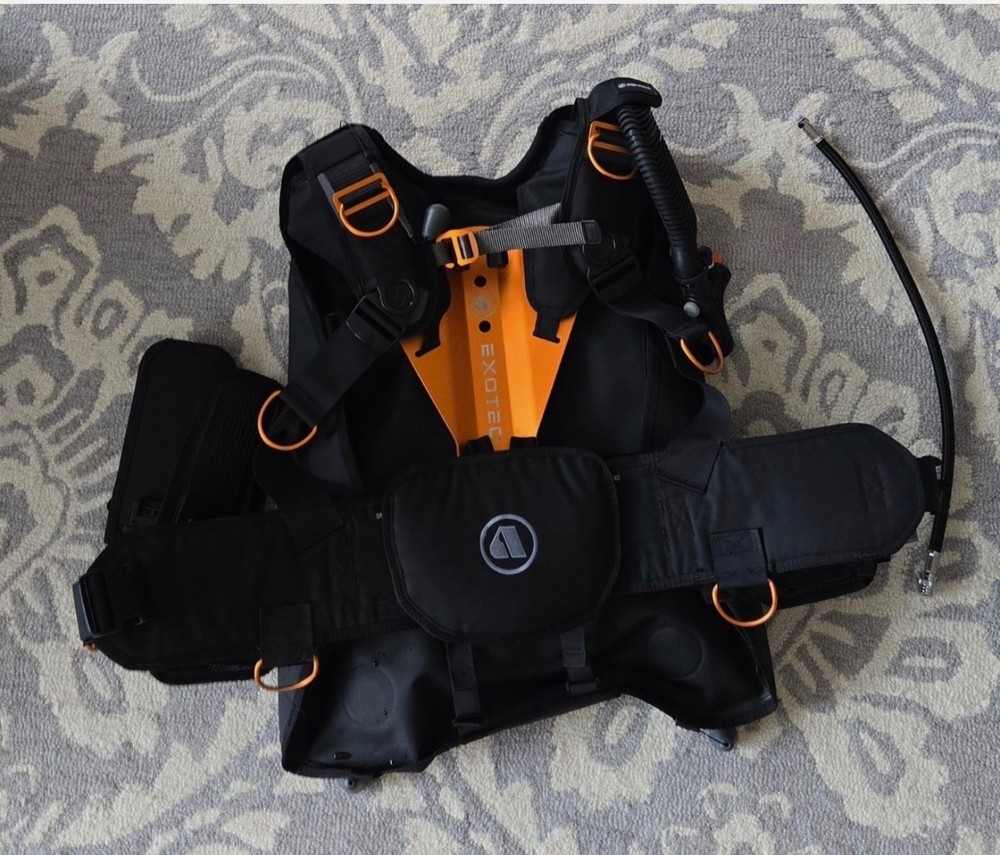 Apeks Exotec Orange Medium M Scuba BCD
