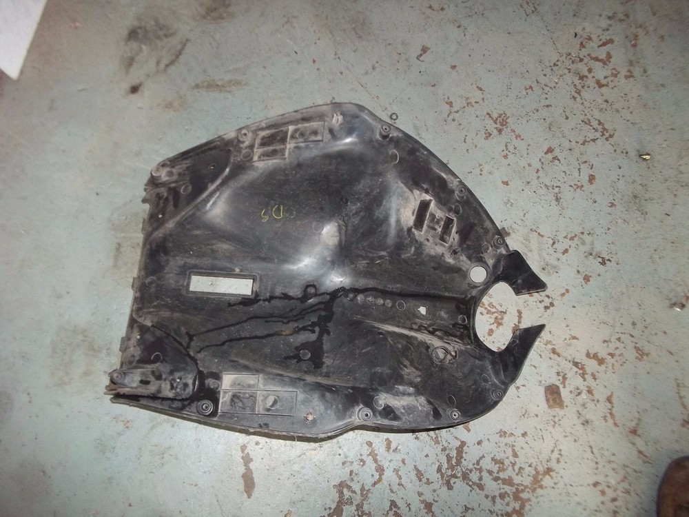 Sym Jet Euro X 100 Inner Legshield Knee Panel