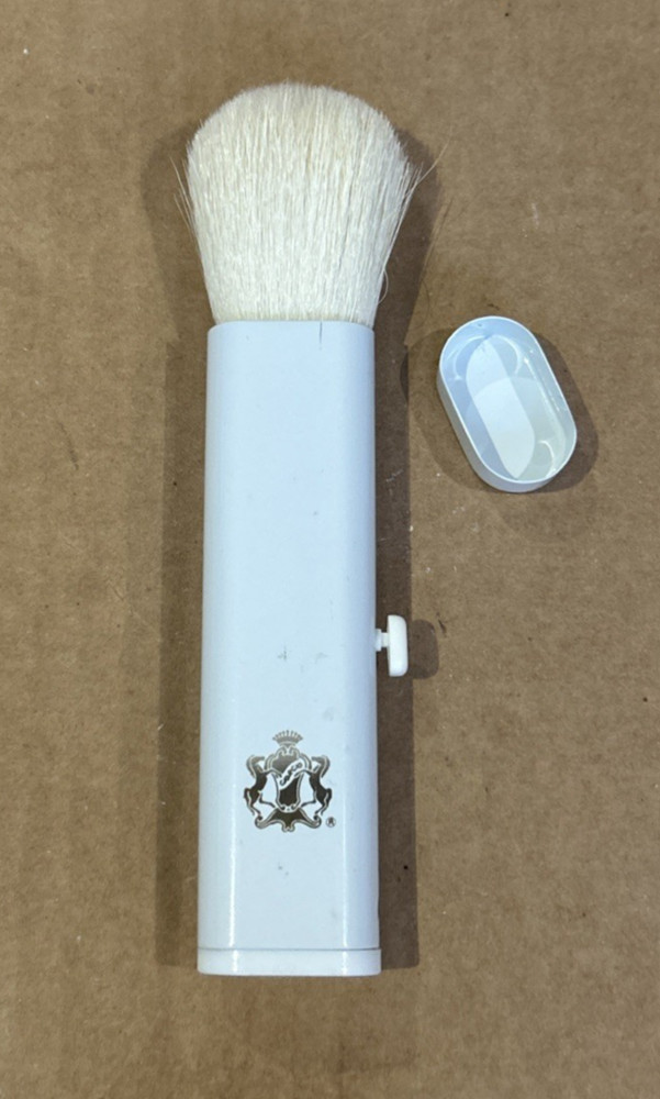 Vintage Retractable Make Up Blush Powder Brush