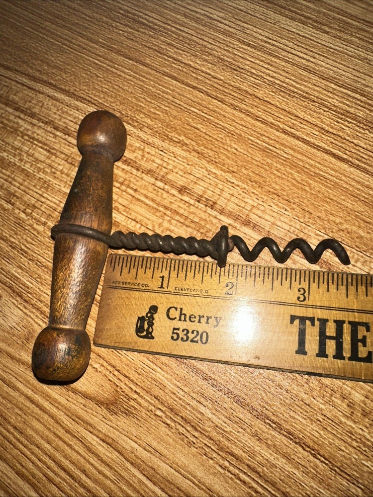 Vintage wood handle corkscrew direct pull Twisted Metal. Well Built
