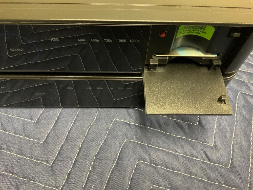 Direct TV~HD DVR~model HR24-200~Satellite Receiver