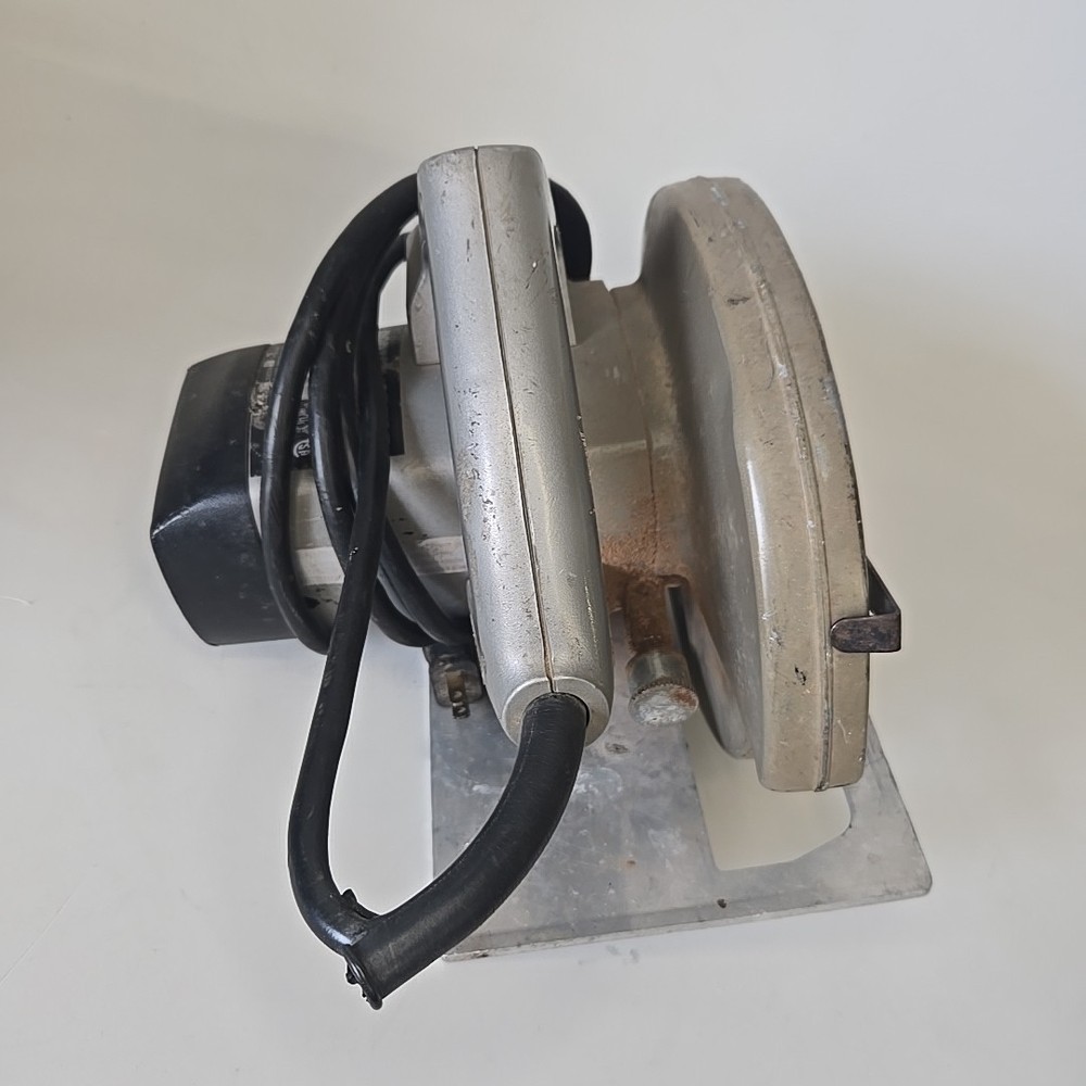 Porter Cable 617 Circular Saw (Tested And Works)