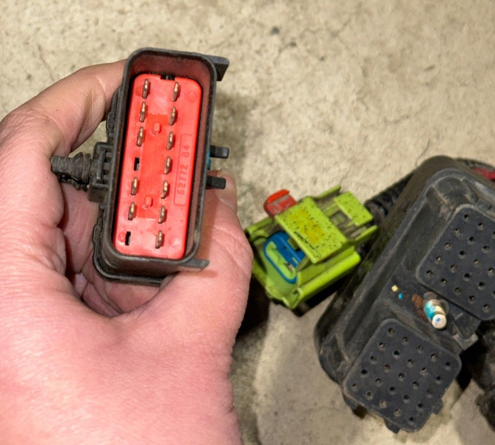 Engine Wiring Harness 5143253AA