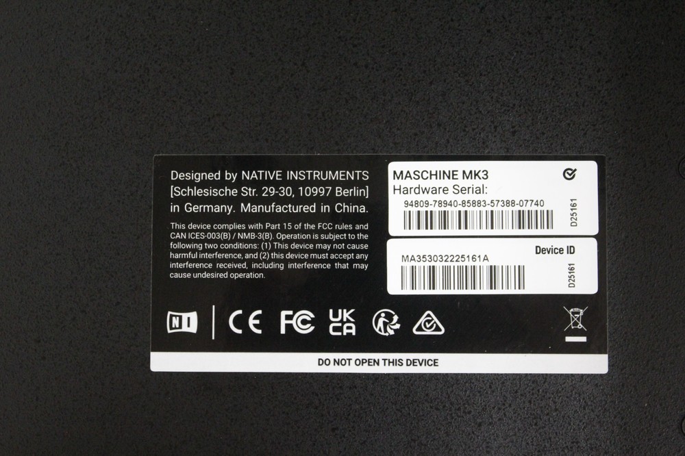 Native Instruments Maschine Mk3 Drum Controller