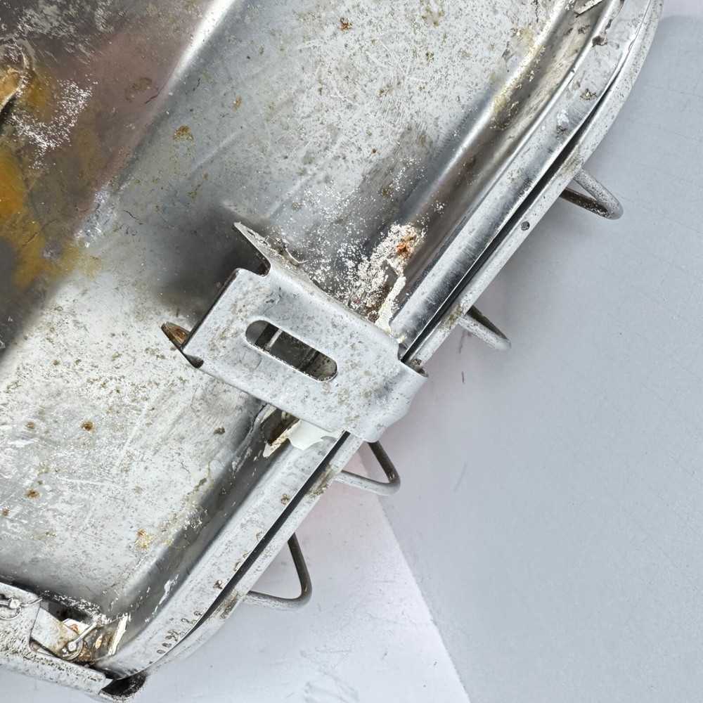 Space X Starship 34 - Recovered ENGINE BAY LIGHT - Flight 8