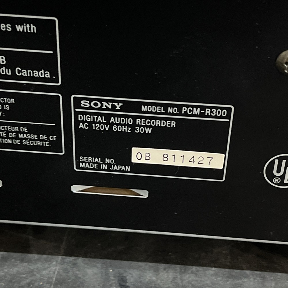 SONY PCM-R300 DIGITAL AUDIO RECORDER