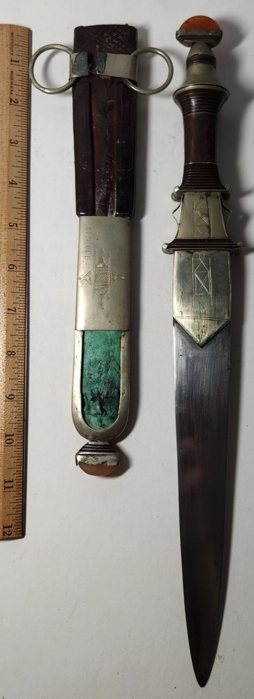 Antique Tuareg Dagger