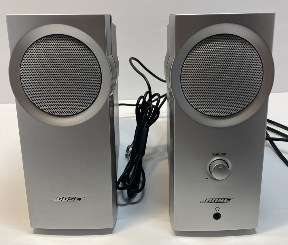 Bose Companion 2 Multimedia Computer Speaker System Wired Entertainment