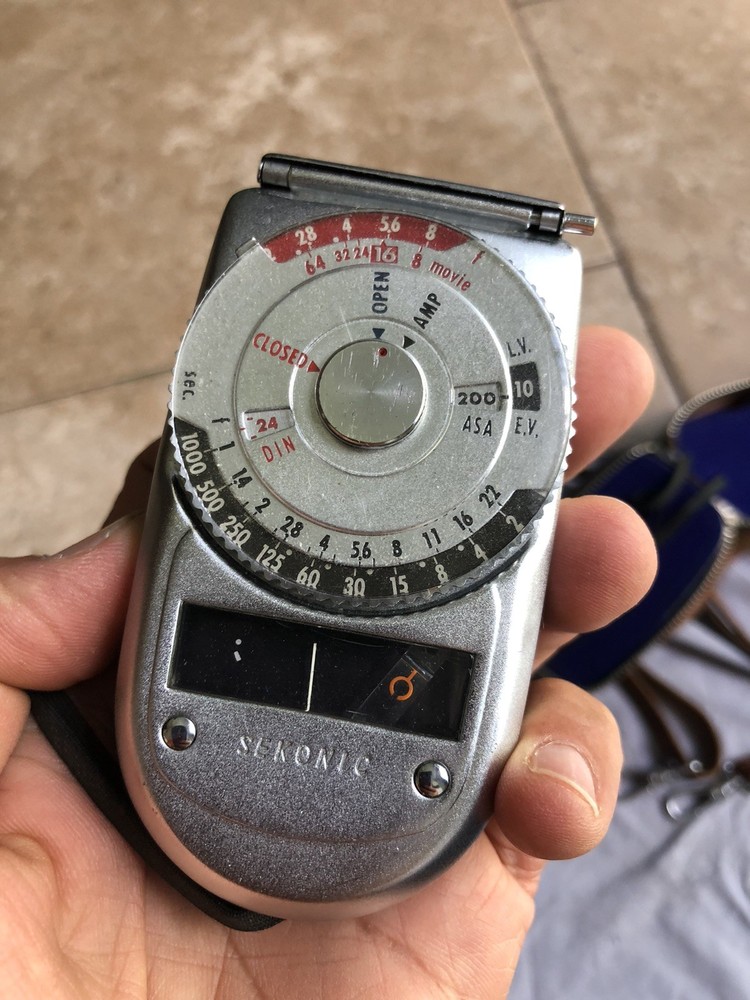 Leica Shutter Release Cable , Sekonic Auto Leader Light meter,strap For Leica