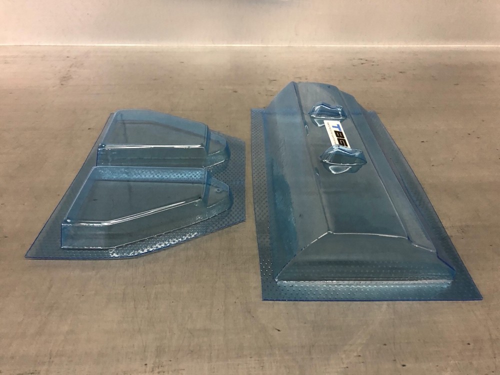HPI SUPER RS4 SUZUKI ESCUDO WING