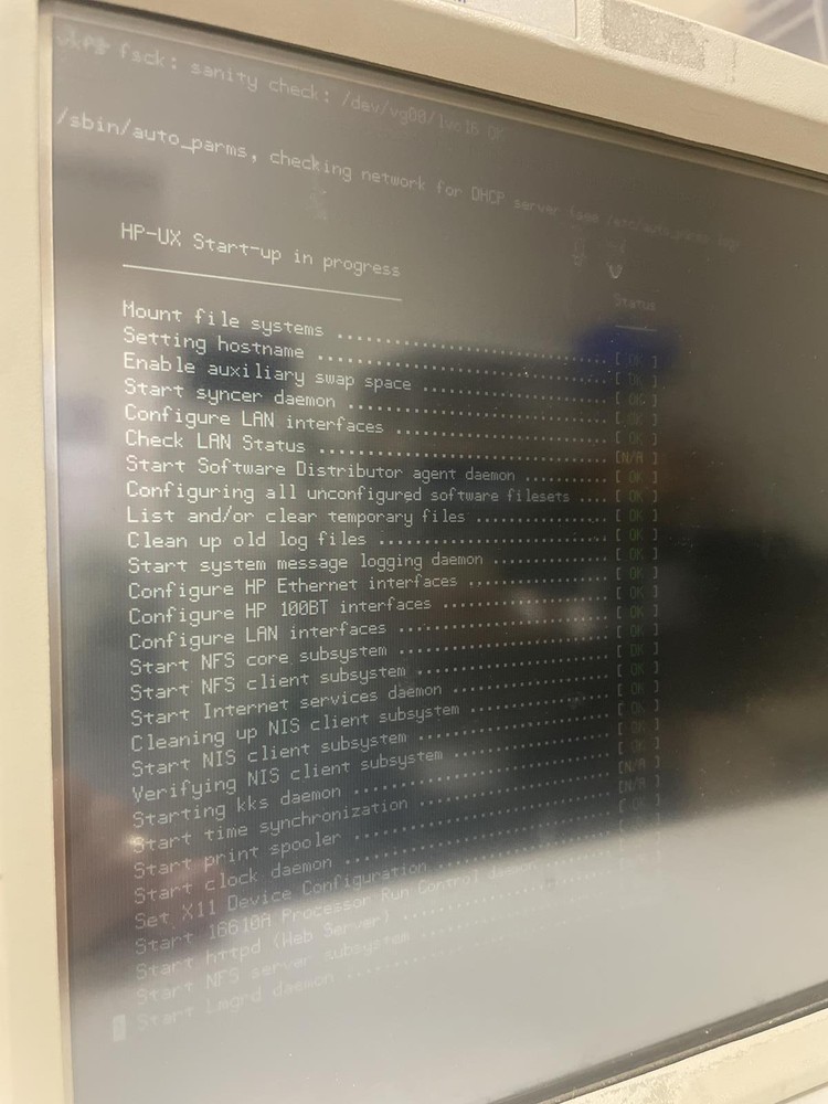 AGILENT 16702B LOGIC ANALYSIS SYSTEM