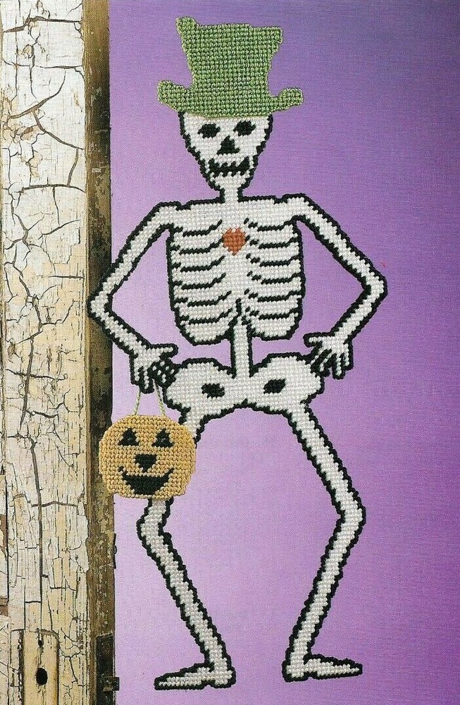 SKELETON 23" TALL HALLOWEEN PLASTIC CANVAS PATTERN INSTRUCTIONS