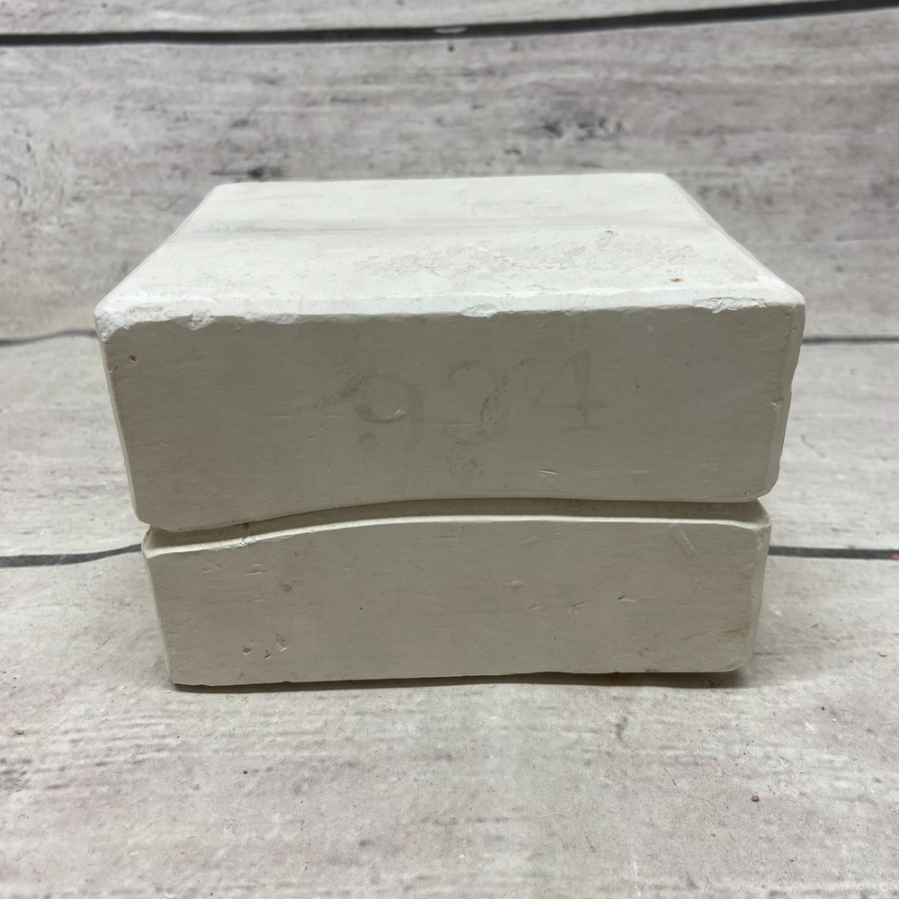 Vintage Unbranded Ceramic Casting Mold Doll Arm Figurine #934