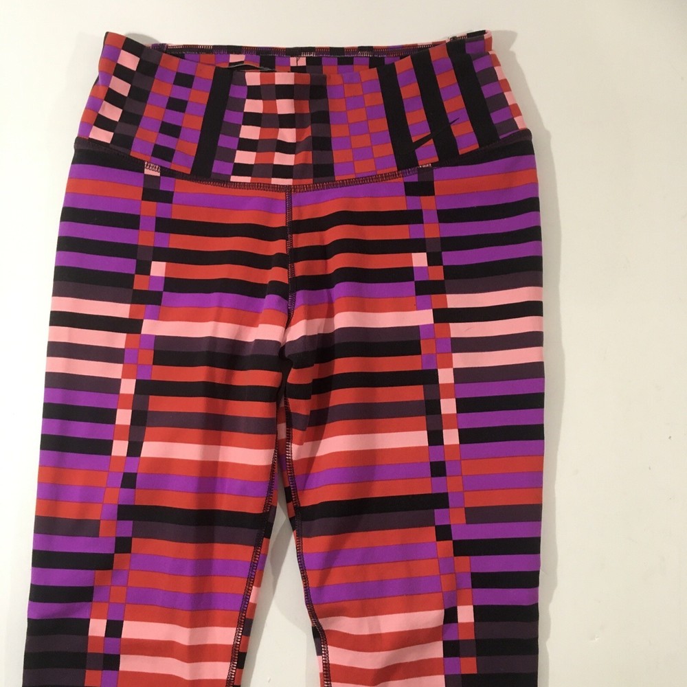 nike womens dri fit Workout Pants Size Small