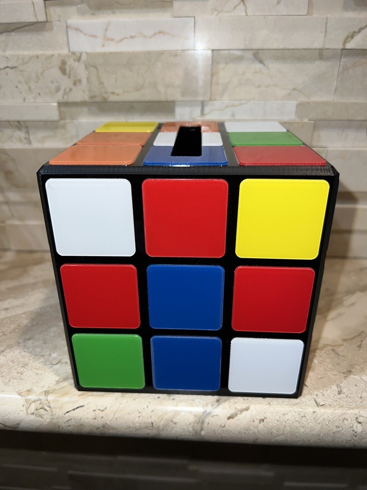 TISSUE BOX COVER - RUBIK'S CUBE - Plastic Canvas