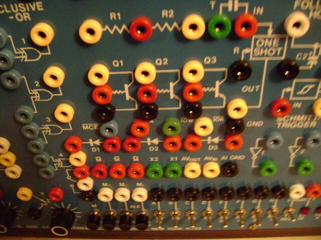 CES 702 Digital Electronic Learning System Educational Trainer, Auto Avionics