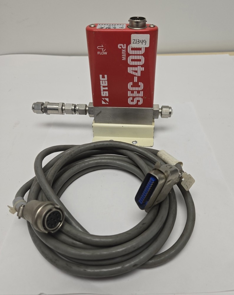 STEC MASS FLOW CONTROLLER SEC-400MK2 WITH CABLE.