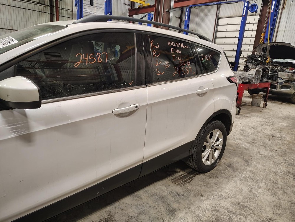 Used A/C Selector Switch fits: 2018 Ford Escape front automatic temperature cont