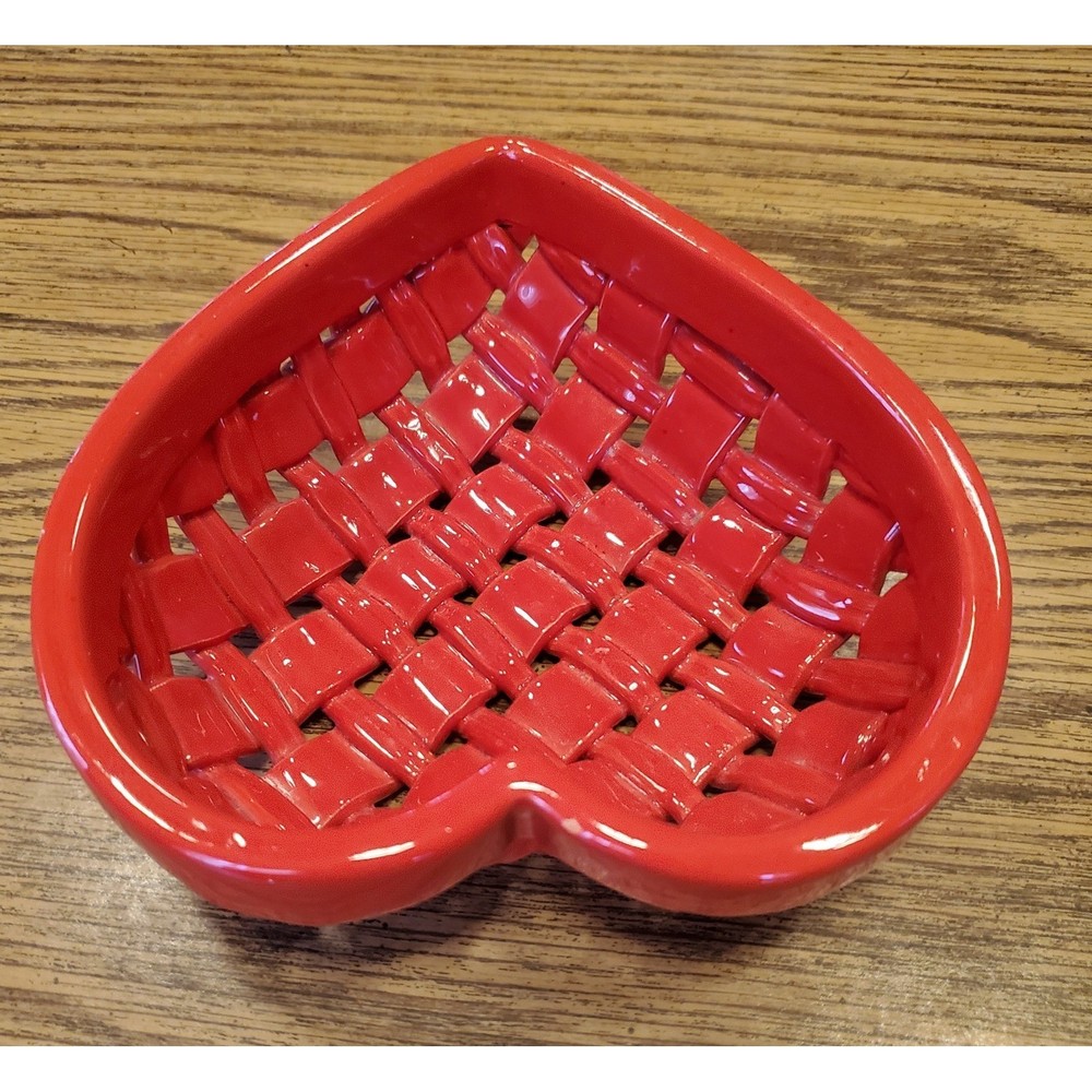 Red Heart Ceramic Woven Basket Dish Bowl