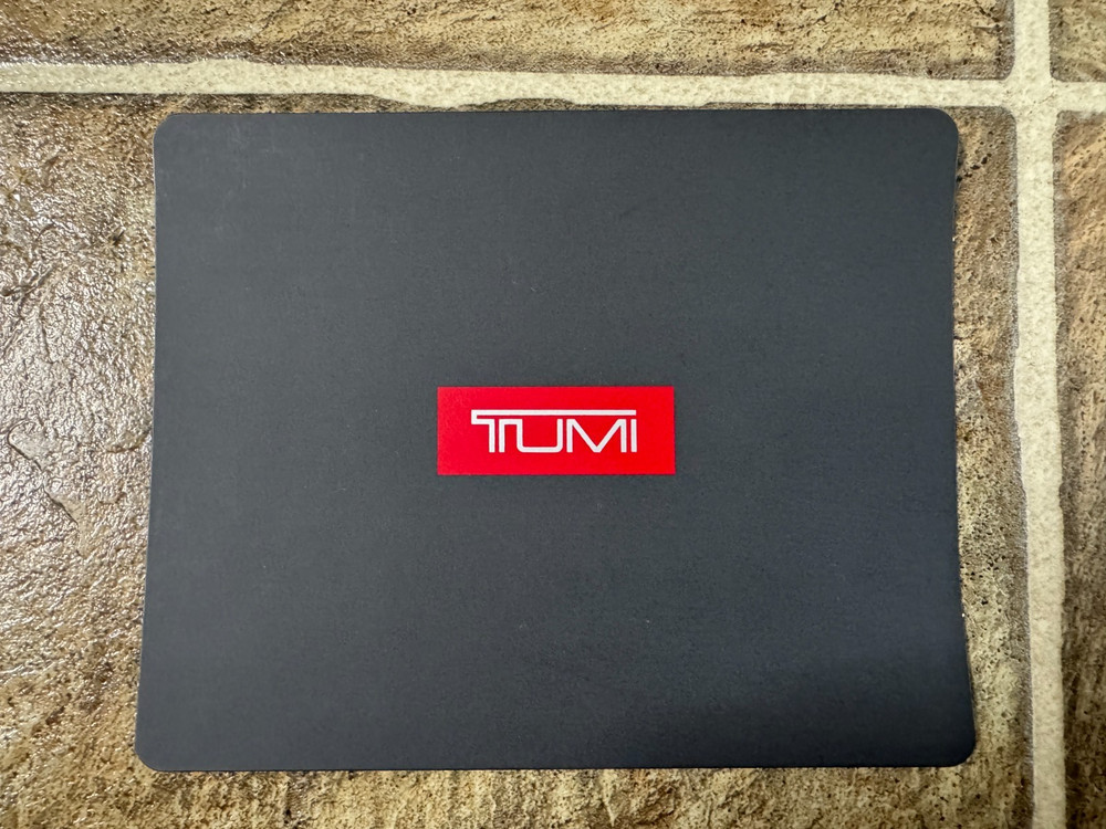 NWT $125.00 Tumi Broadview Travel Kit