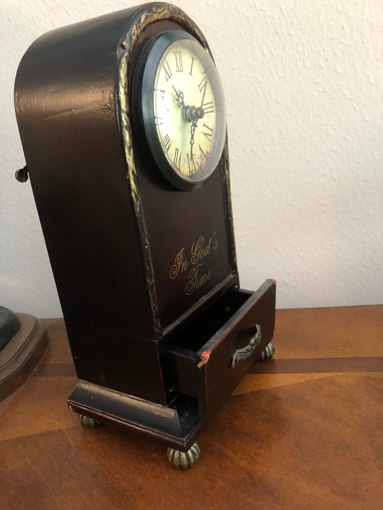QUARTZ WOOD SHELF CLOCK