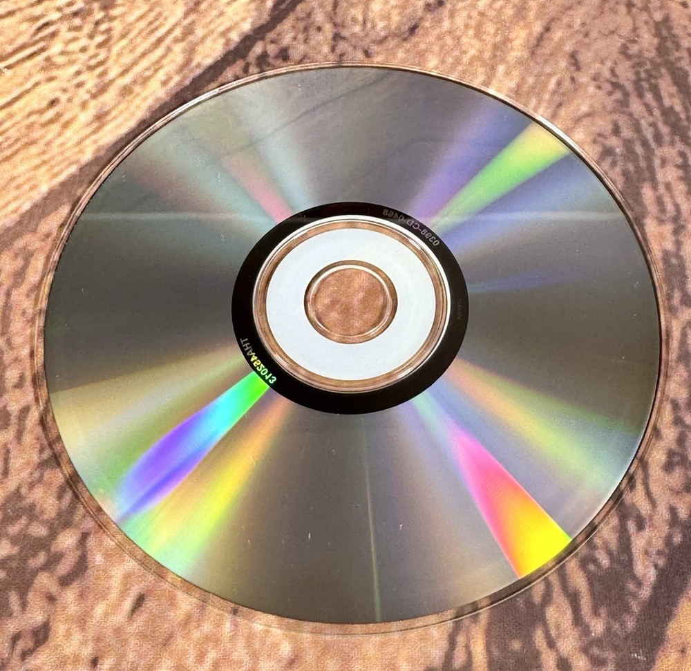 Cornell Lab Feeder Watchers Guide to Backyard Birds Version 3 Thayer CD-ROM,2001