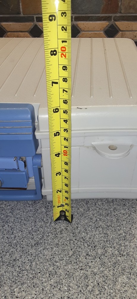 Brinks Home Security Lock Box (no key)