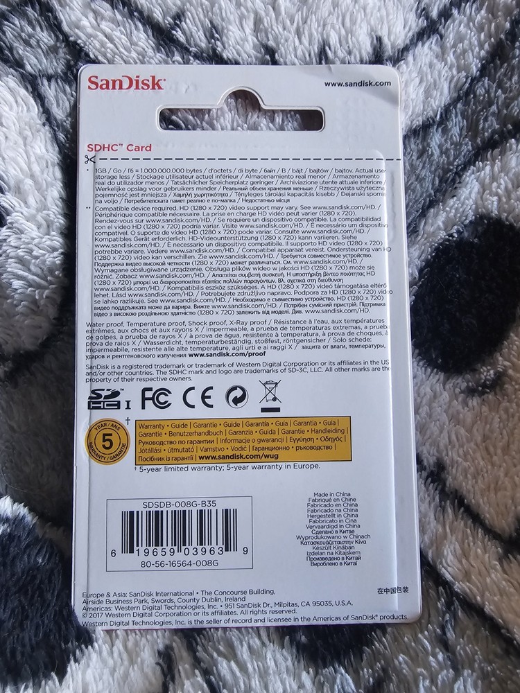 SanDisk SDHC 8GB Class 4 High Capacity High Speed Memory Card
