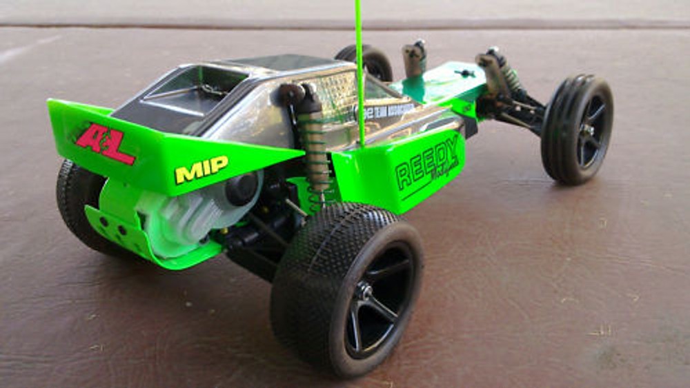 VINTAGE RC10 RC 10 CHENOWTH BODY