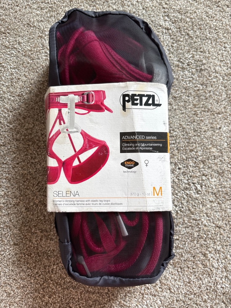 petzel selena women’s medium pink climbing harness