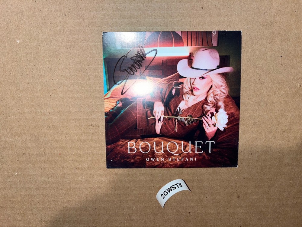Gwen Stefani Signed Autographed CD Bouquet No Doubt